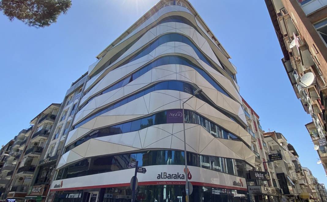 Muhtar, masaj salonunun tuvaletinde ölü bulundu 2